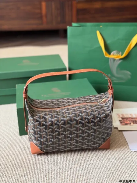 Goyard Saint Louis Mini in Olive Green Canvas Hobo Bag - 8