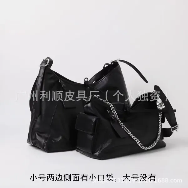 Black Warrior Hobo Bag in Glossy Leather with Chain Strap - 8