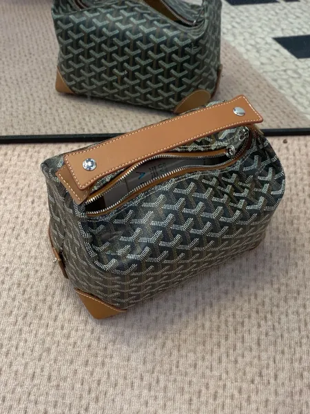 Goyard Saint Louis Mini in Olive Green Canvas Hobo Bag - 3