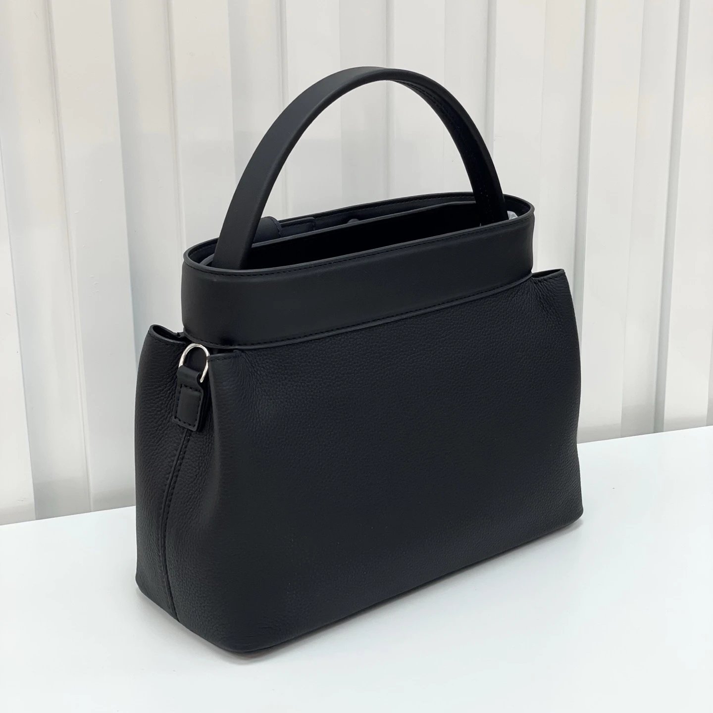Hermès Kelly Danse Taupe Togo Leather Handbag - 5