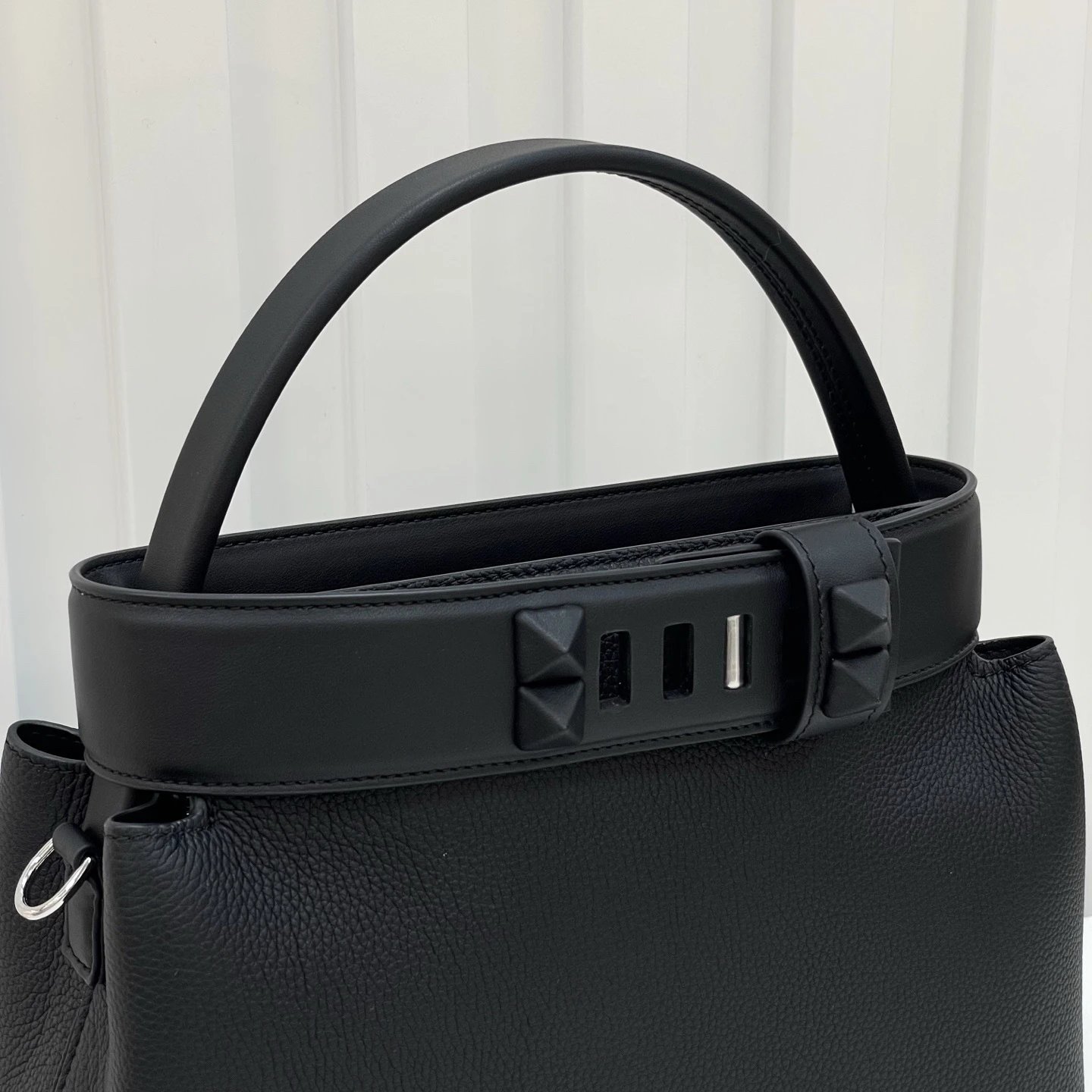 Hermès Kelly Danse Taupe Togo Leather Handbag - 9
