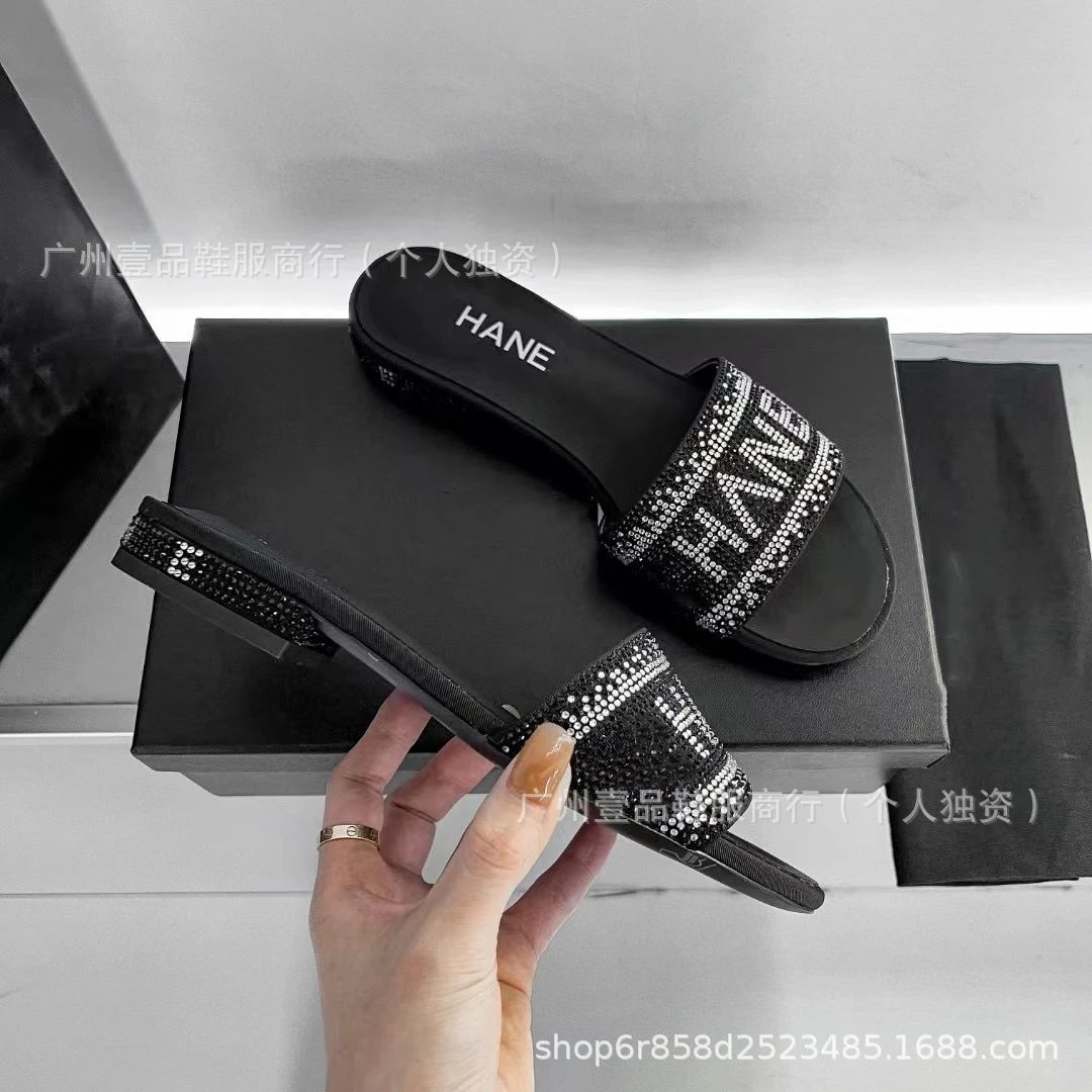 HANE Crystal-Embellished Slide Sandals Black - 11