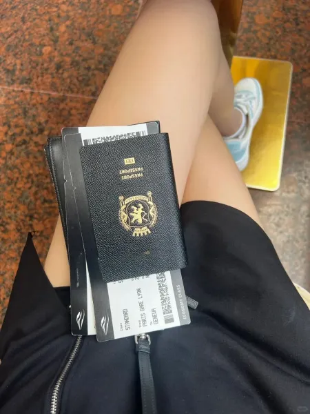 Balenciaga Passport Holder Black Leather Accessory - 13