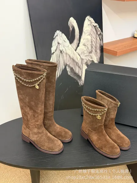 Chanel Chain-Trimmed Knee-High Boots Black - 5