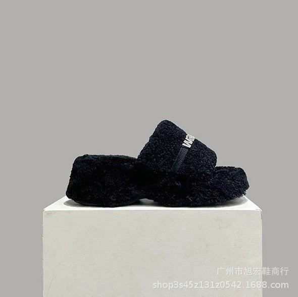 UGG Fluff Yeah Slide Black Slippers - 4