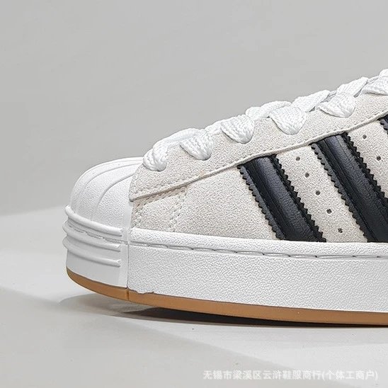 Superstar ST Classic Shell Toe Low Top Sneaker photo 3