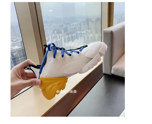 Off-White x Unknown Designer Chunky White Sneakers - 40