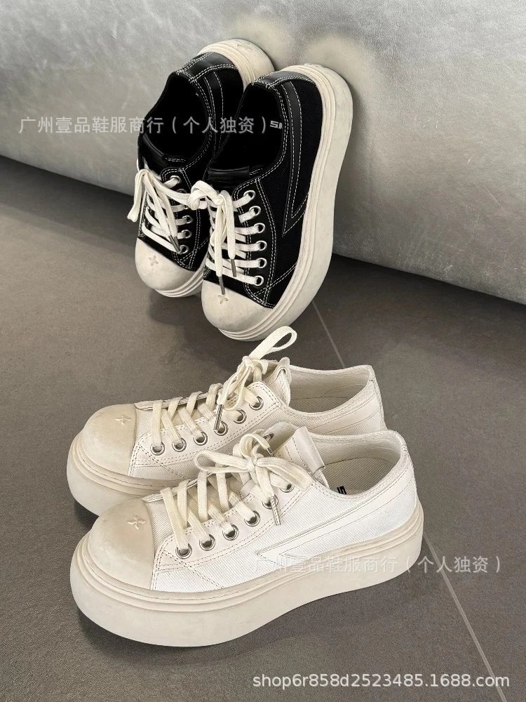 Off-White x Converse Chuck Taylor All Star Platform Black/White Chunky Sneakers - 10