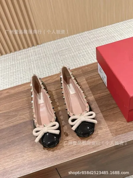 Valentino Rockstud Bow Flat Black Leather Shoes - 17