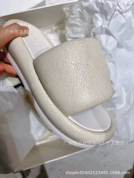 Off-White x Unknown Designer Cross Motif Canvas Slippers Beige Slippers - 26