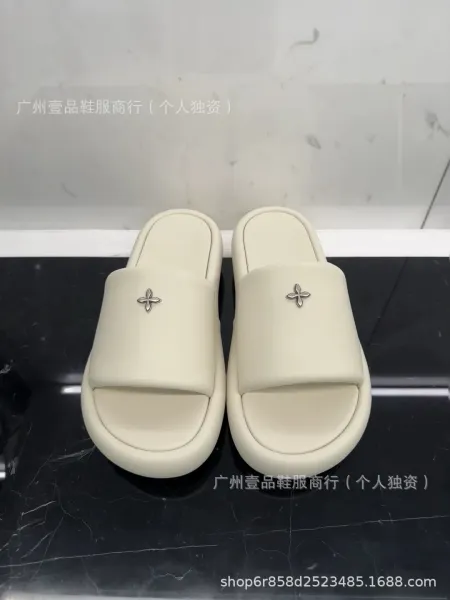 Off-White x Unknown Designer Cross Motif Canvas Slippers Beige Slippers - 36