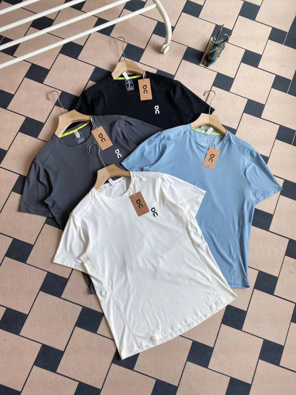 On Running Cloudswift Tech T-Shirt Gray - 2