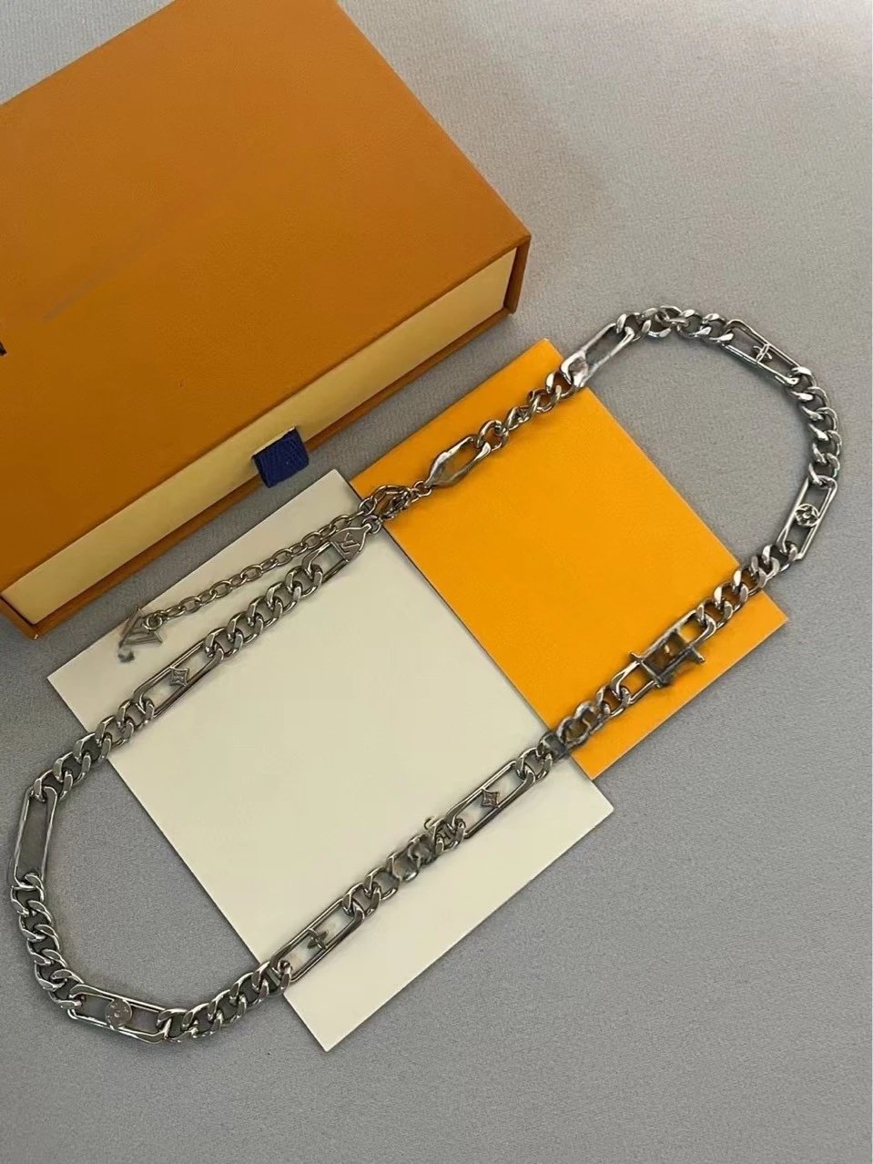 Louis Vuitton Chain Necklace Silver Metal - 6