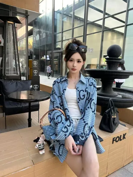 Gucci GG Check Print Shirt in Burgundy and Beige - 7