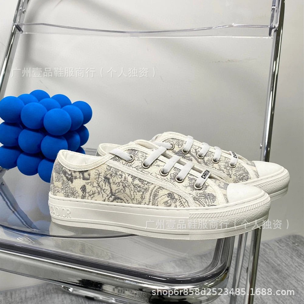 Dior B23 Oblique Pink Canvas Sneakers - 33