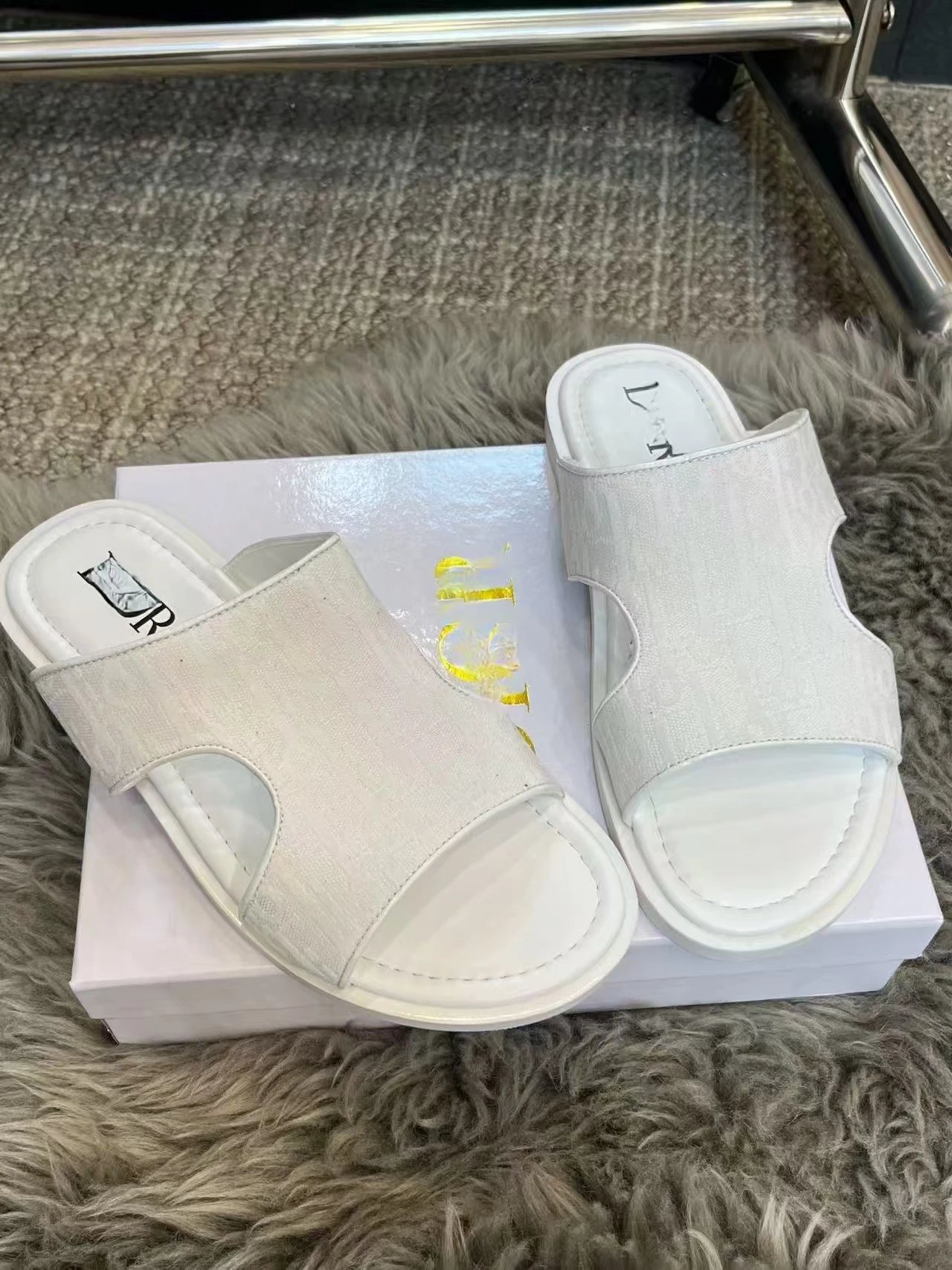 Dior Slide Sandals White