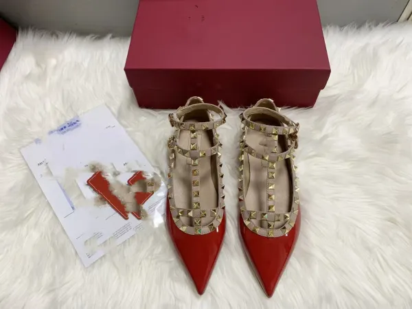 Valentino Garavani Rockstud Flat Black and Nude Leather Mary Jane Shoes - 16