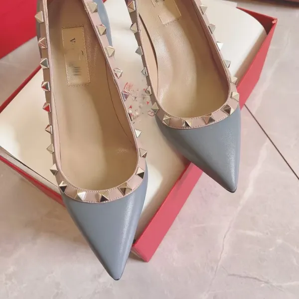 Valentino Garavani Rockstud Pointed-Toe Pumps Black Leather Heels - 13