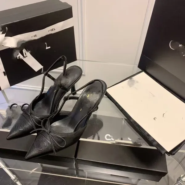Chanel Two-Tone Bow Slingback Heels - 19
