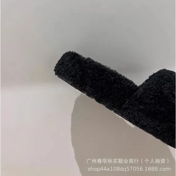 UGG Fluff Slide Pink Slippers - 6