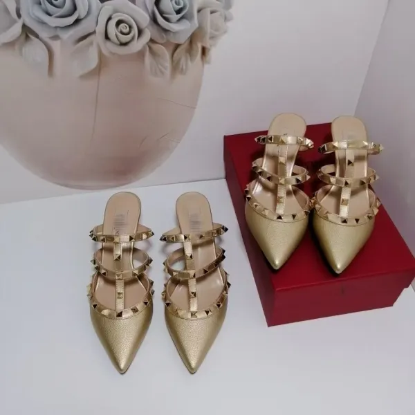 Valentino Rockstud Strappy Mule Beige Patent Leather Heels - 6
