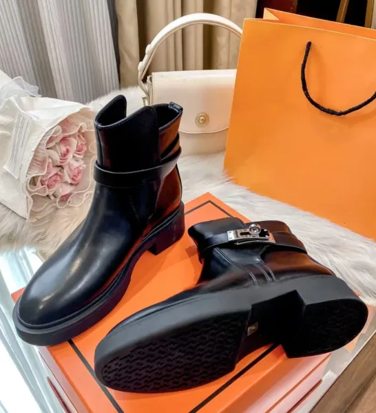 Hermès Jodphur Boot Black Leather Ankle Boots - 7