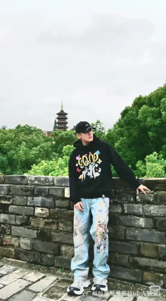 GOOD Studio Embellished Logo Hoodie Black - 24