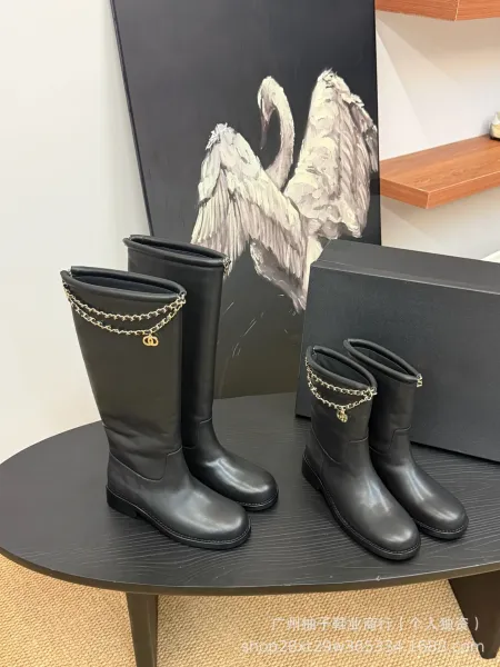 Chanel Chain-Trimmed Knee-High Boots Black - 3