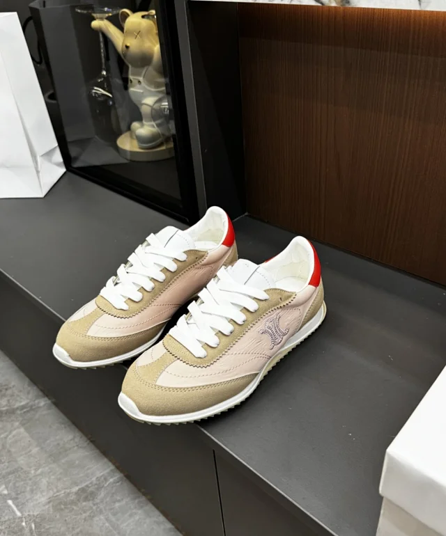 CELINE Sneakers Triomphe embroidered lace-up product detail image 17