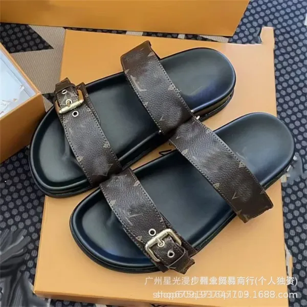 Louis Vuitton Monogram Slide Sandals White - 4