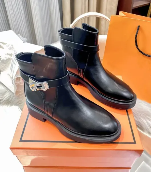 Hermès Jodphur Boot Black Leather Ankle Boots - 6