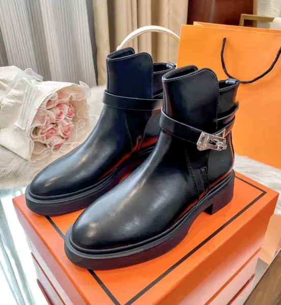 Hermès Jodphur Boot Black Leather Ankle Boots - 4