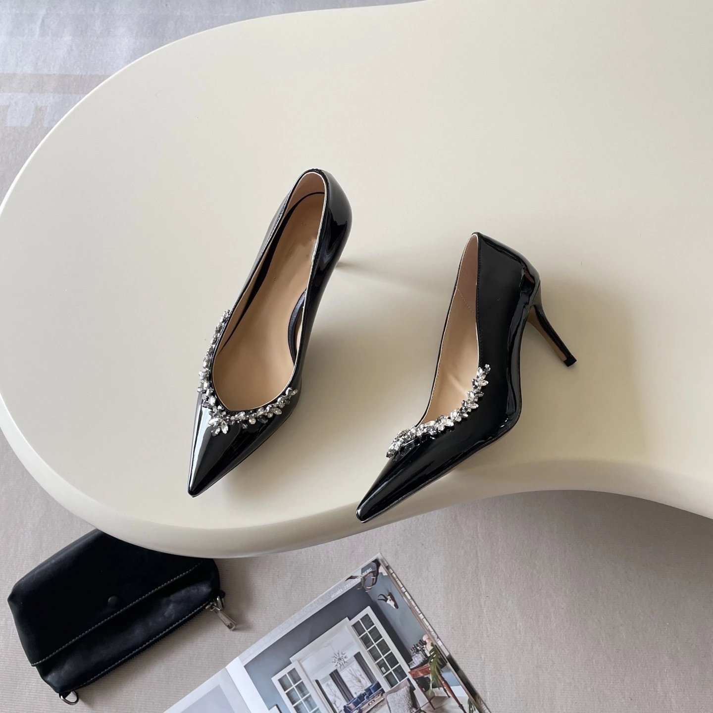 Saint Tears Pearl-Embellished Patent Leather Pointed-Toe Flats Brown - 16