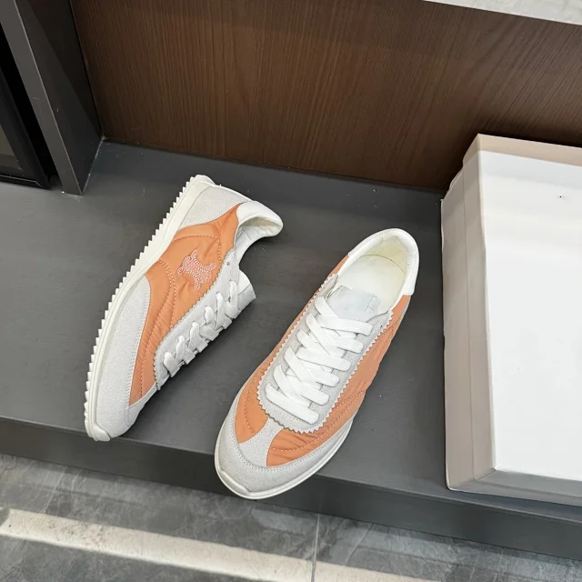 CELINE Sneakers Triomphe embroidered lace-up product detail image 13
