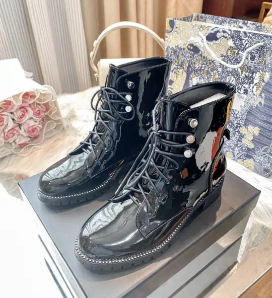 Valentino Garavani Rockstud Lace-Up Combat Boots Black - 6