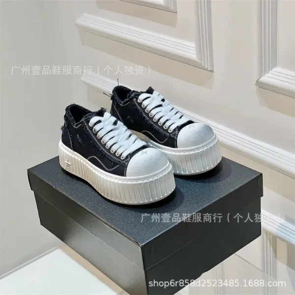 Off-White x Unknown Designer Chunky Platform Sneakers Black/White - 3
