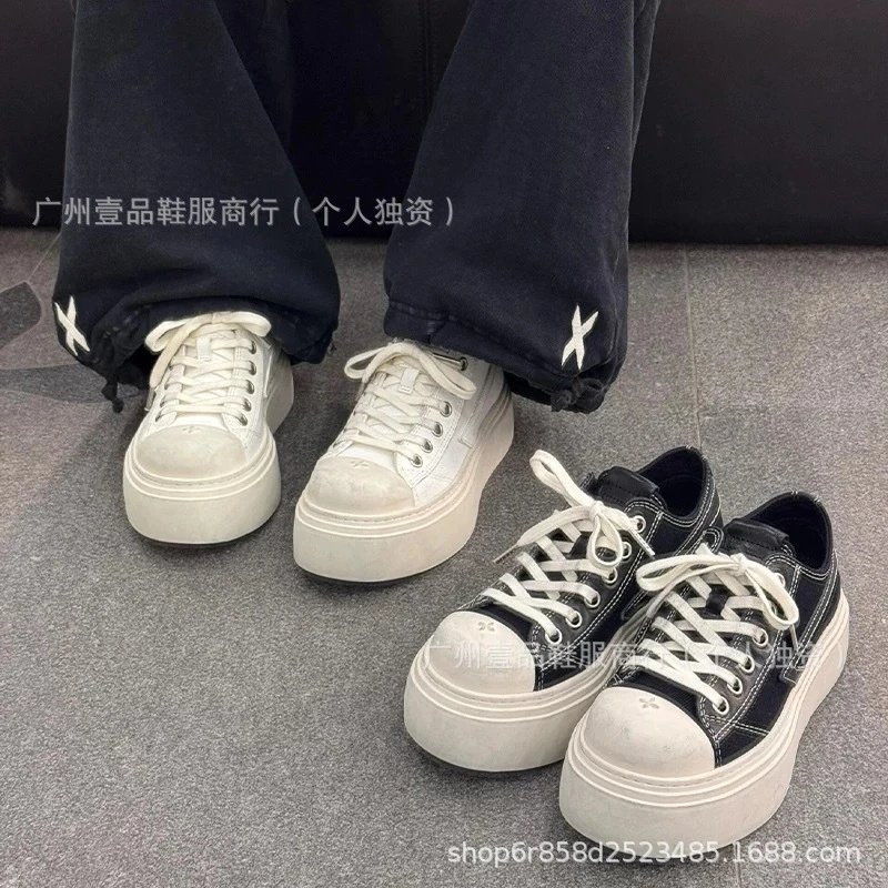 Off-White x Converse Chuck Taylor All Star Platform Black/White Chunky Sneakers - 2