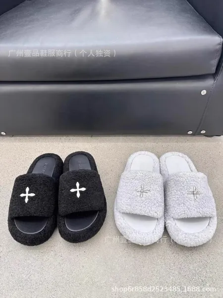 Off-White x Unknown Designer Cross Motif Canvas Slippers Beige Slippers - 28