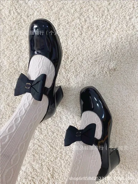 Chanel Bow-Adorned Patent Leather Mary Jane Block Heel White Shoes - 6