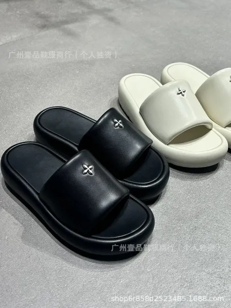 Off-White x Unknown Designer Cross Motif Canvas Slippers Beige Slippers - 33