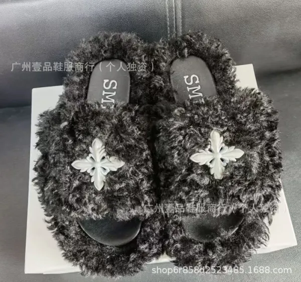 Off-White x Unknown Designer Cross Motif Canvas Slippers Beige Slippers - 18