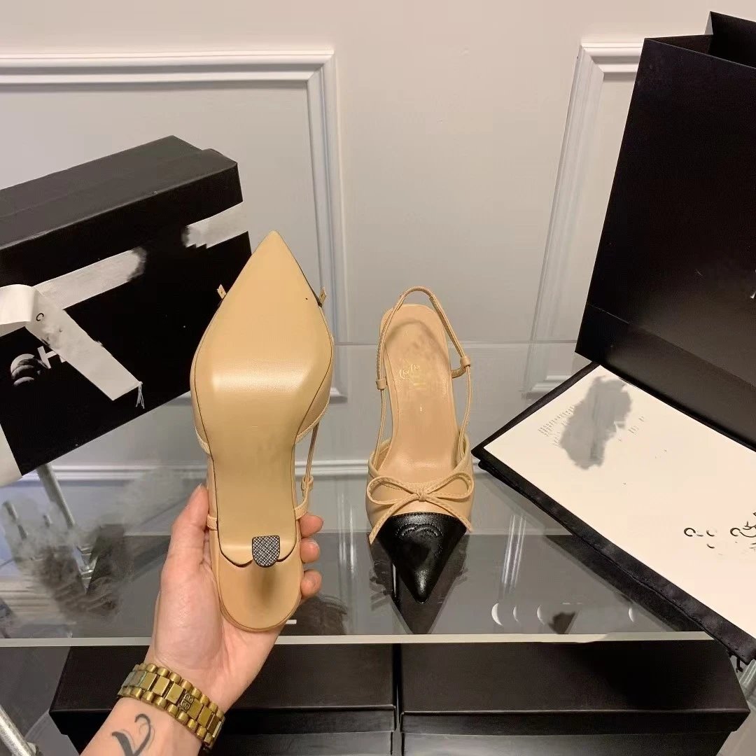 Chanel Two-Tone Bow Slingback Heels - 17