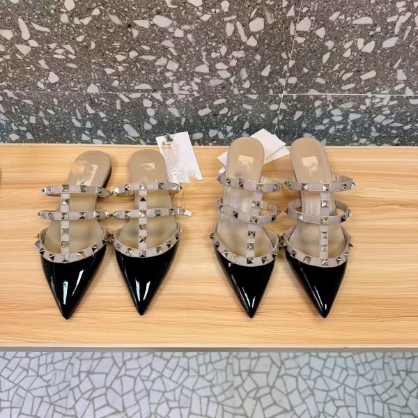 Valentino Rockstud Strappy Mule Beige Patent Leather Heels - 18