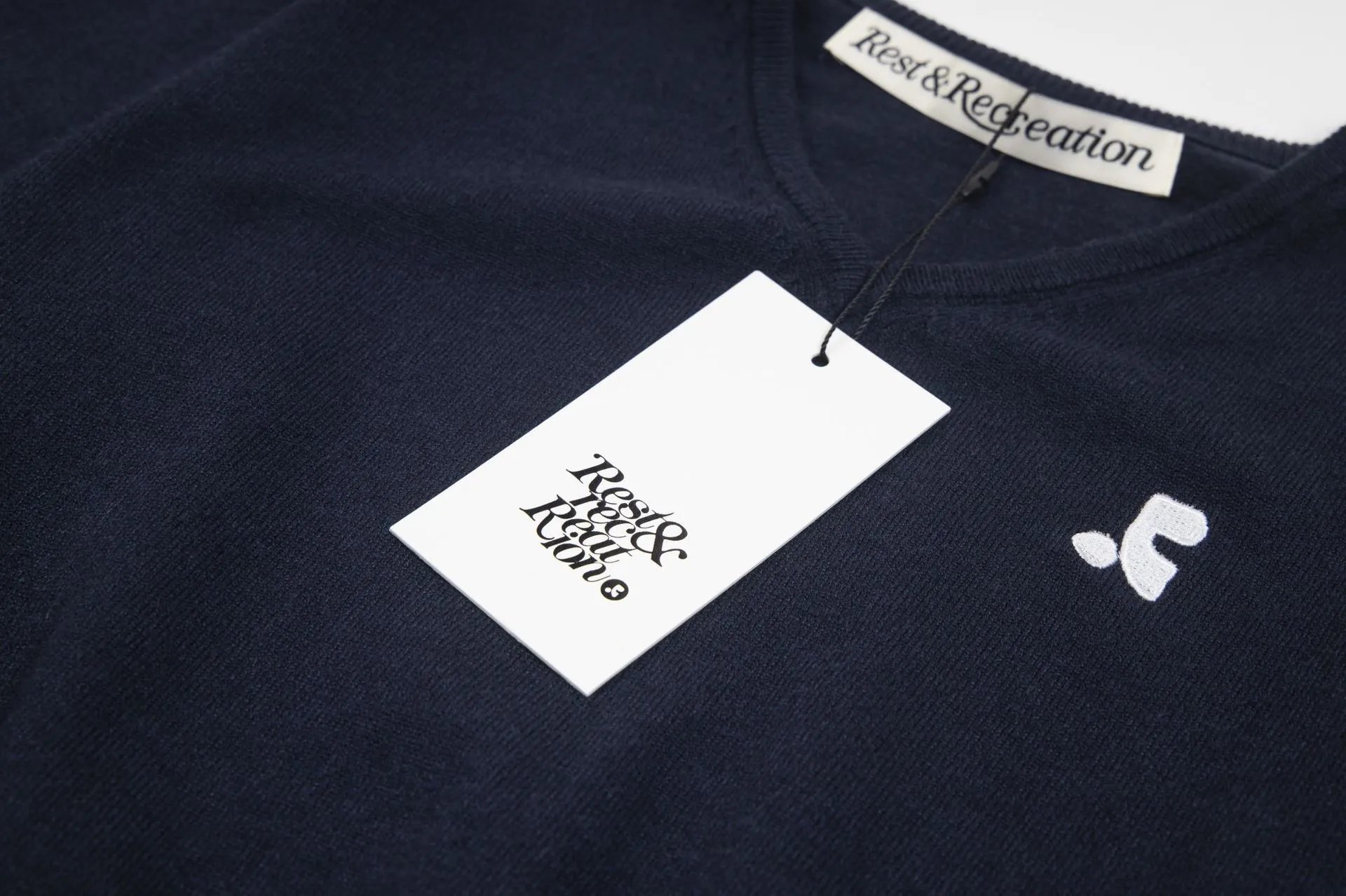 Rest & Recreation Stripe V-Neck Sweater Navy and White - 23