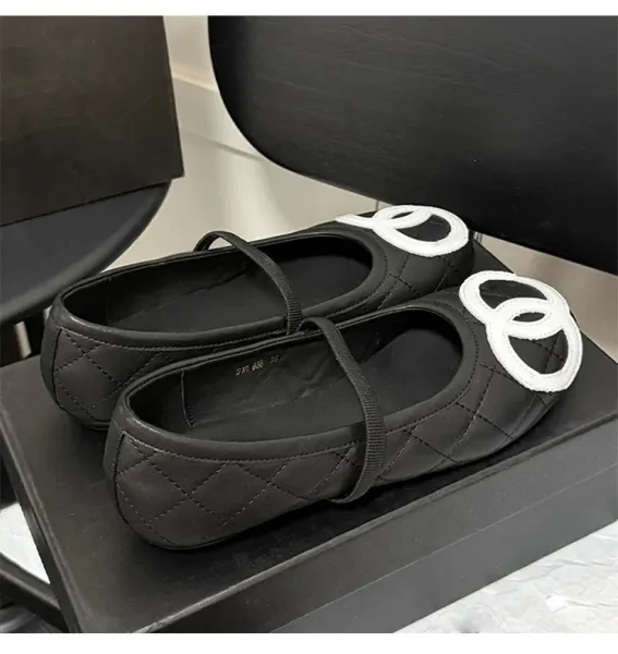 Chanel CC Logo Quilted Mary Jane Flats White - 4