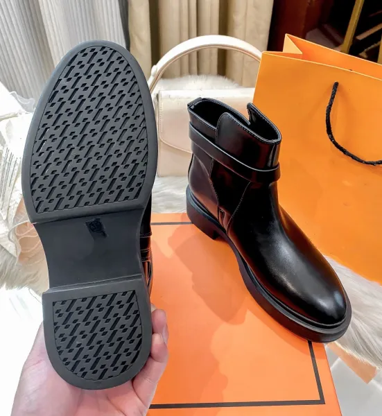 Hermès Jodphur Boot Black Leather Ankle Boots - 9