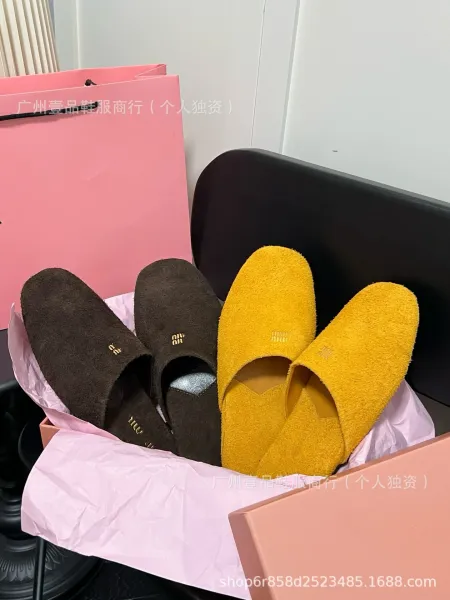 Miu Miu Suede Slippers Yellow Slippers - 8