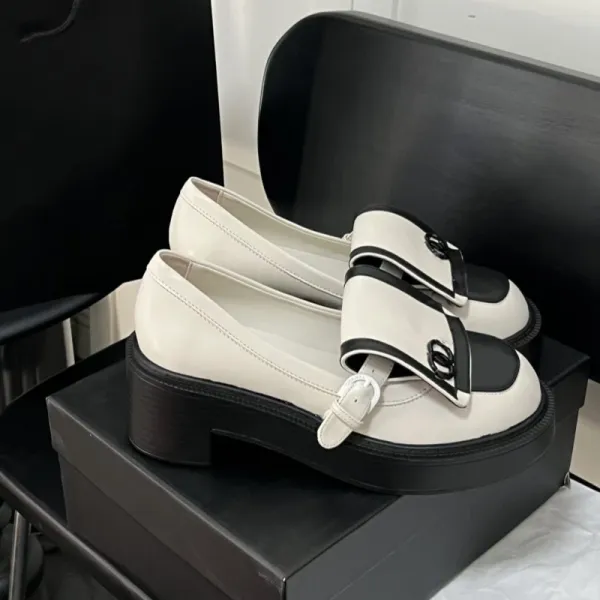 Chanel CC Logo Loafers White and Black Leather Platform Loafers - 6