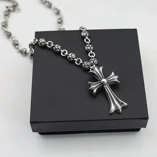 Chrome Hearts Jewelry Cross and fleur-de-lis pendant necklaces product detail image 15