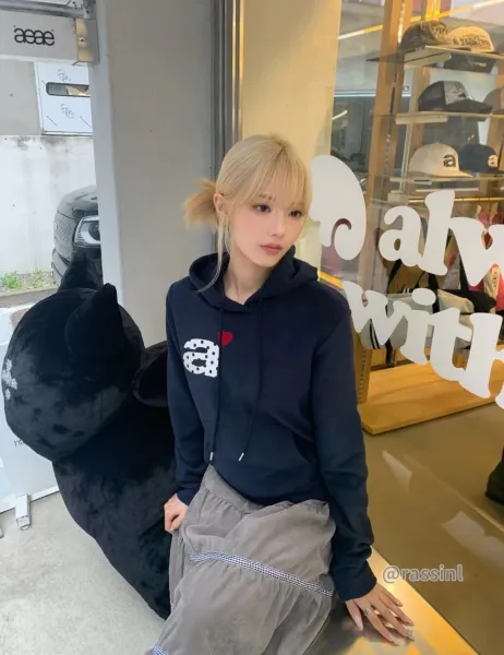 Play Comme des Garçons Polka Dot Heart Hoodie Brown - 12